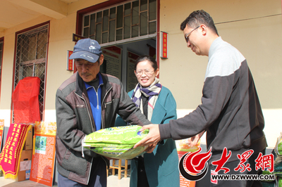 發(fā)展生態(tài)農業(yè) 助力精準扶貧——芍藥山村公益惠民活動紀實